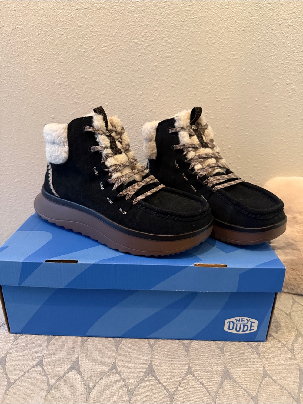 Hey Dude Black Wendy Peak Faux-Shearling Boots with Brown Sole